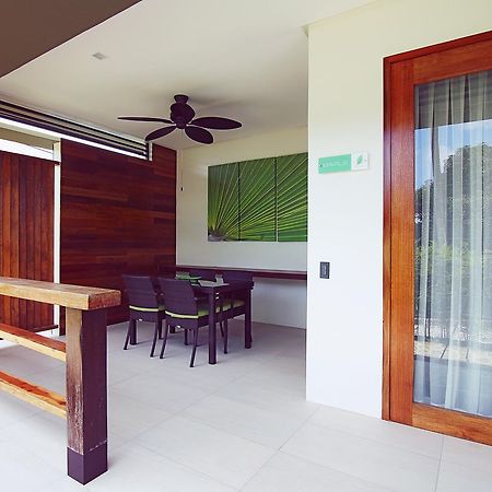 Nayomi Sanctuary Resort Batangas Extérieur photo